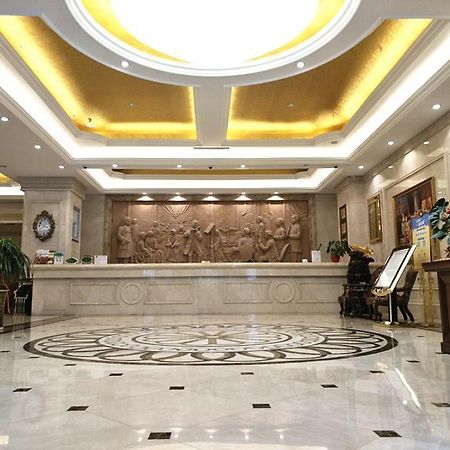 Vienna Classic Hotel Kongtong Avenue Pingliang Buitenkant foto